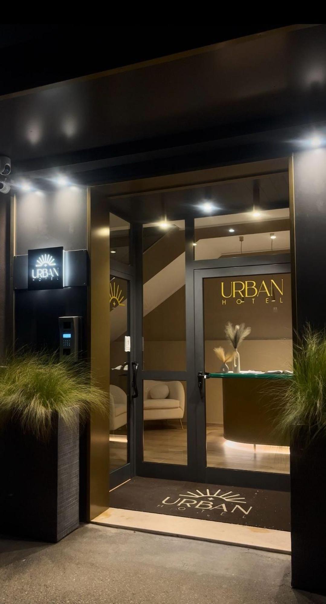 Urban Hotel Pescara Exteriör bild