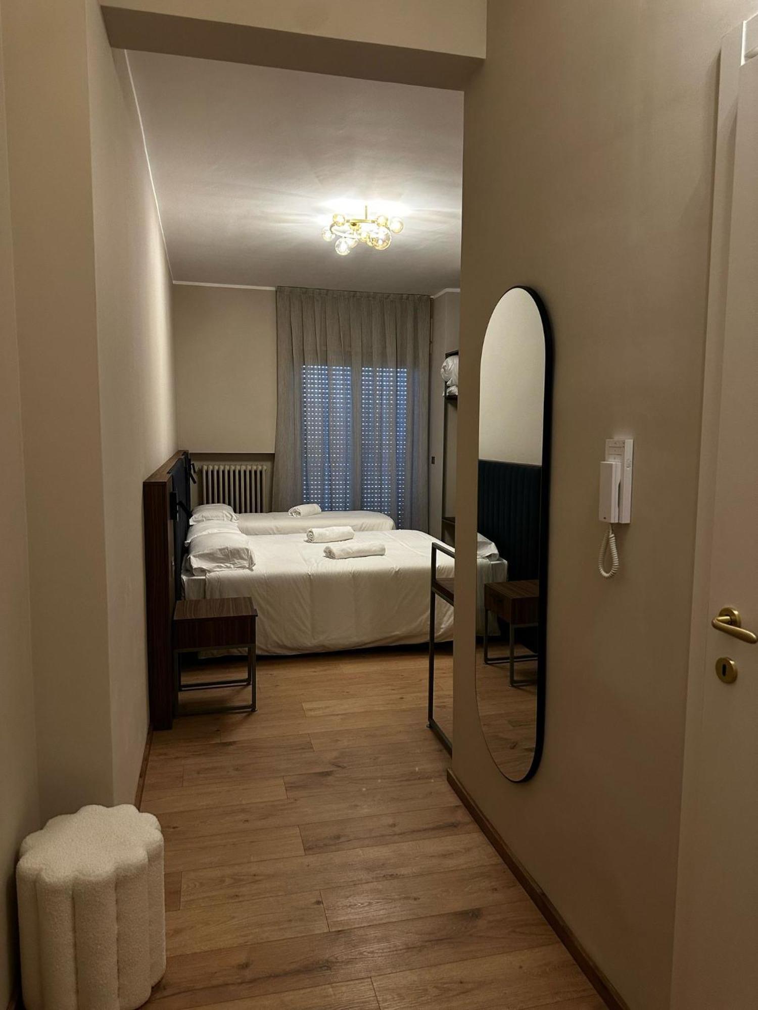 Urban Hotel Pescara Exteriör bild